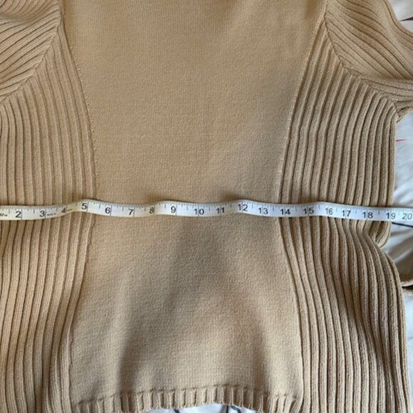 Liz Claiborne LizSport Tan Turtleneck Sweater, Long & Belted, Size XL - Picture 9 of 10